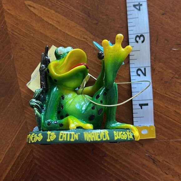 Character Collectibles Hip-Hoppers NIB Set of 2 Frog Figurines Dragonflies 3" - Picture 6 of 9